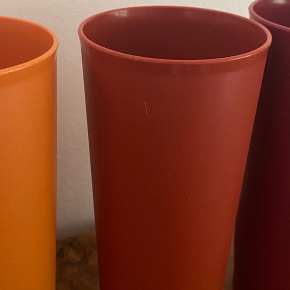 Collectable 1970’s Tupperwear Harvest Tumblers - Picture 4 of 4
